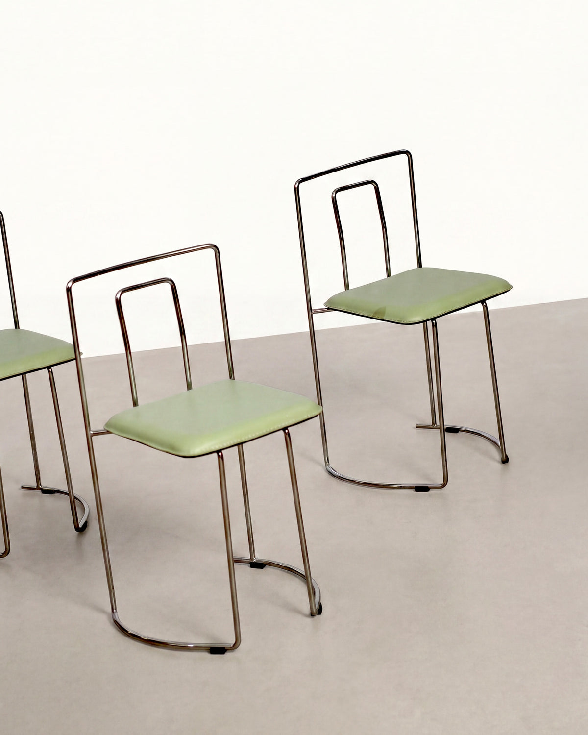 Set of 3 Gaja Style Chairs