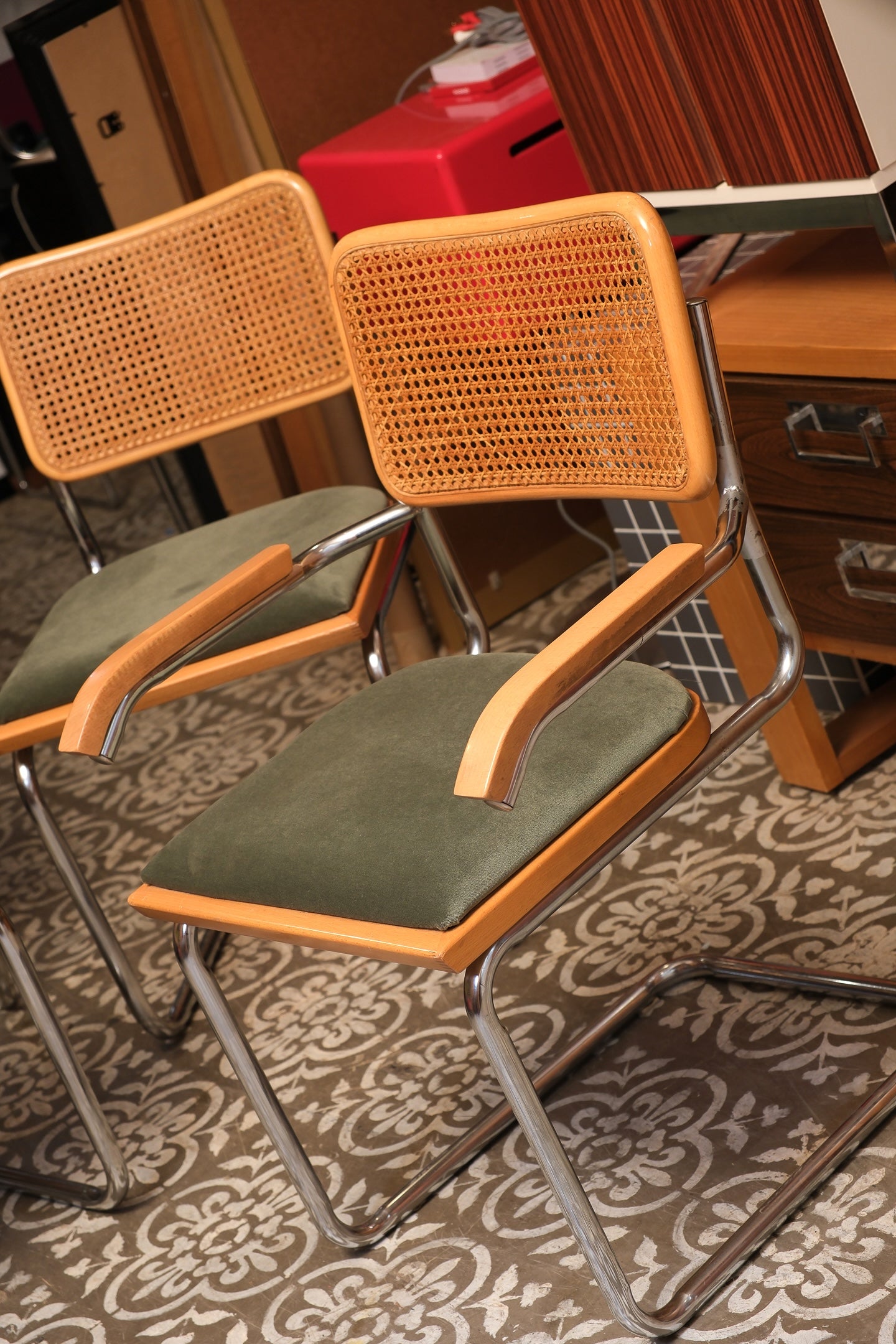 Cesca Chair Set
