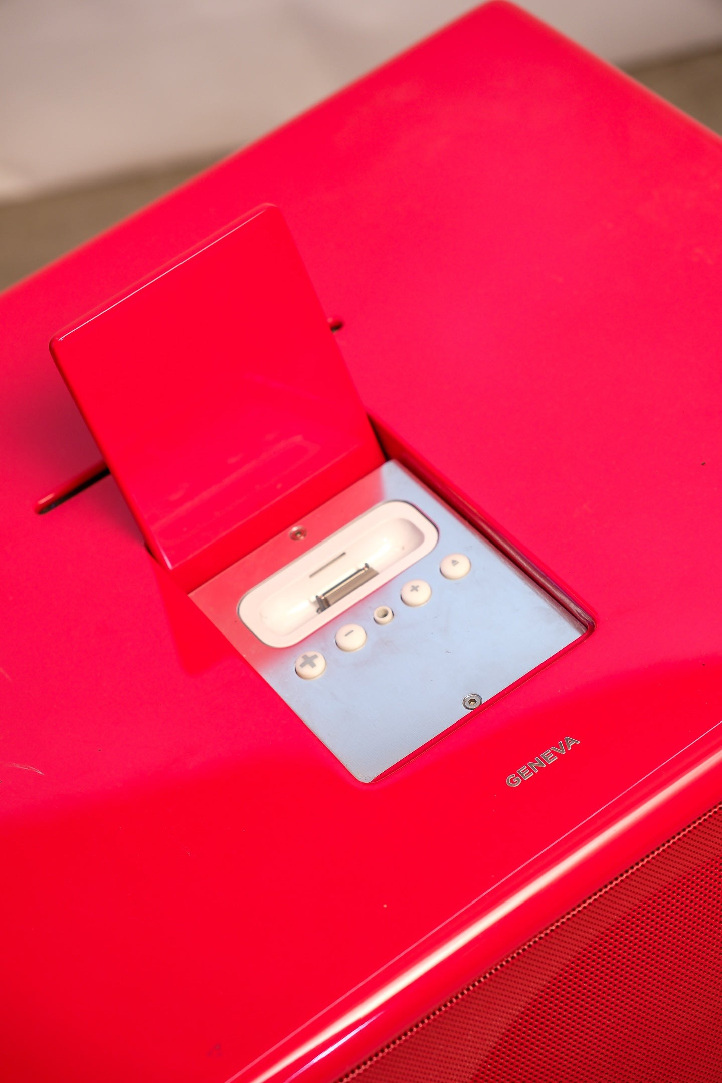 Retro Red Hi-Fi Speaker By Geneva Sound System