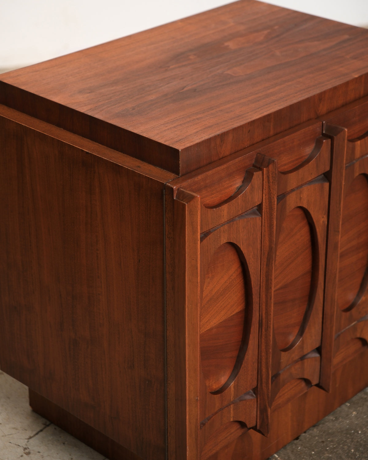 Tobago Brutalist Dark Walnut Nightstand Set