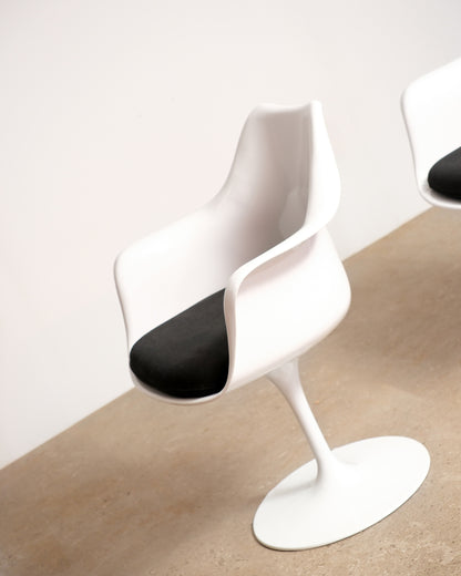 Tulip Arm Chair (Reproduction)