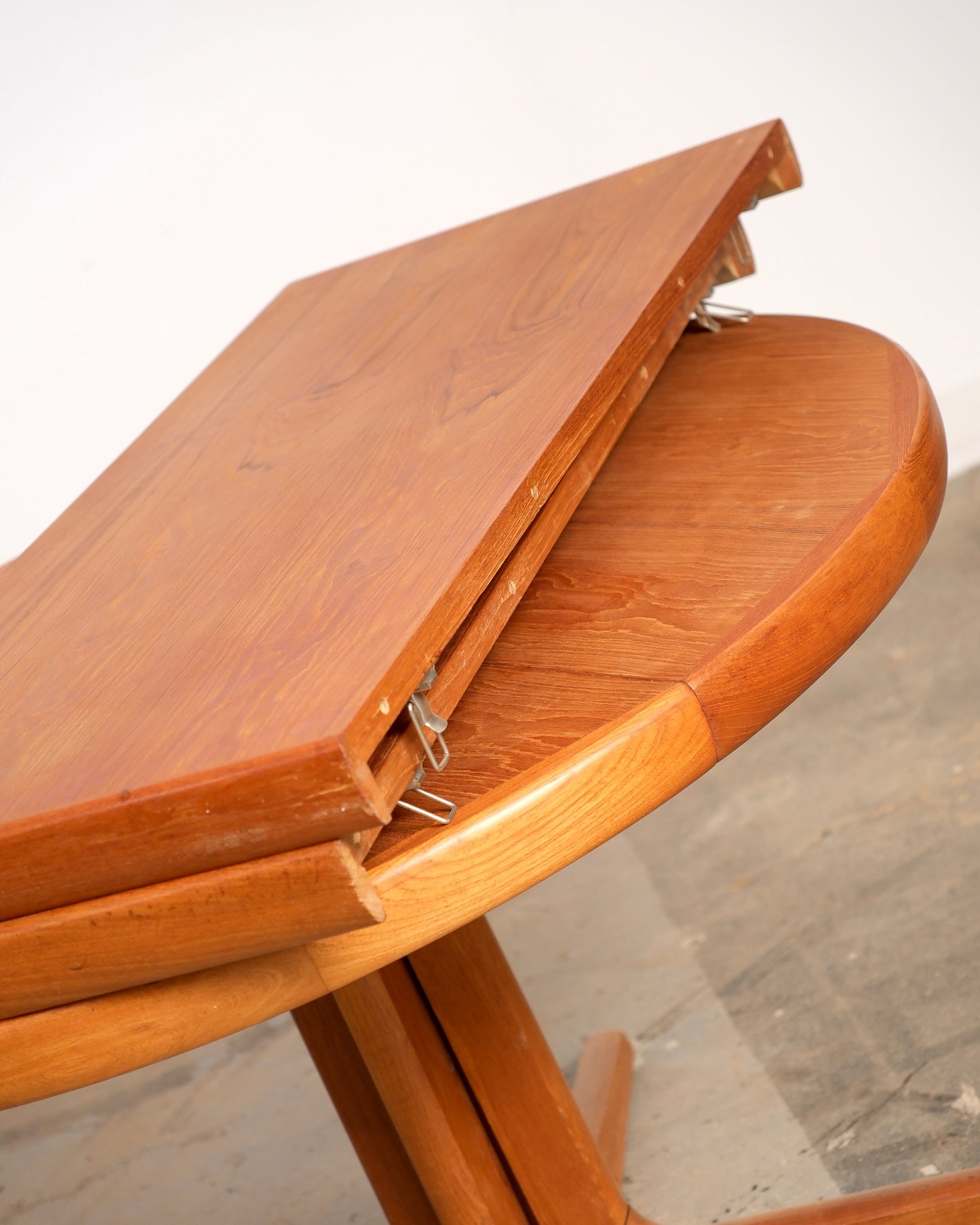 MCM Teak Round Table Set