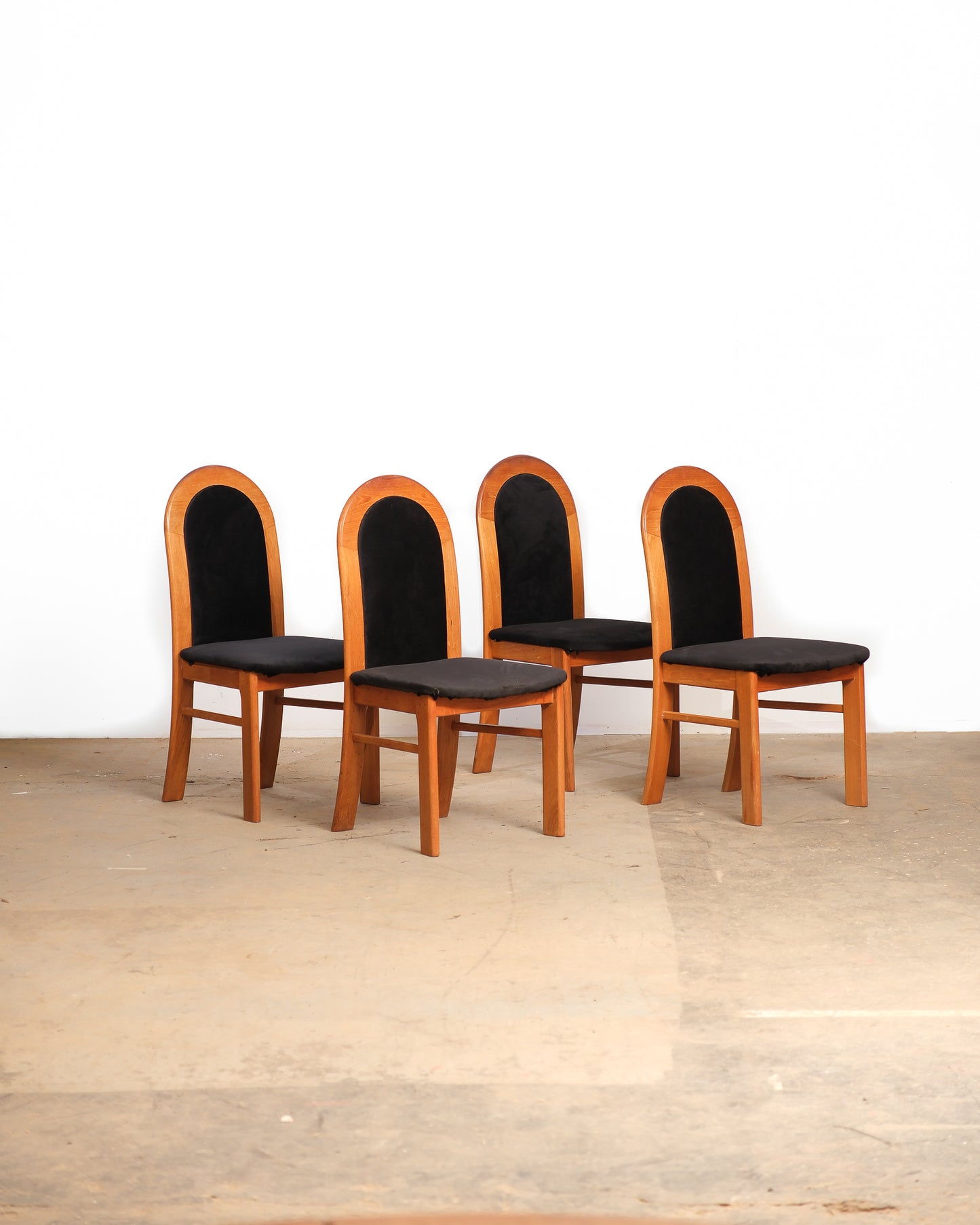 MCM Teak Round Table Set