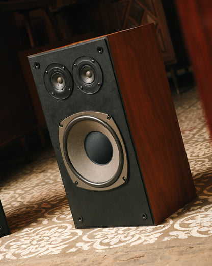 Vintage Realistic Optimus 21 Speakers with Stands