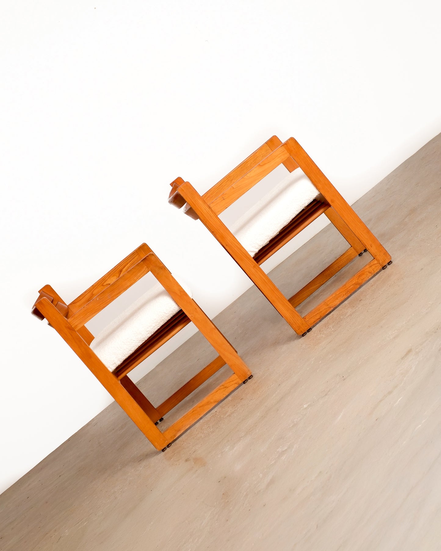 MCM Oak Chair Set by Henderson (1962)