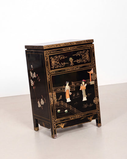 Chinese Chinoiserie Vintage Black Lacquered Nightstand / End Table