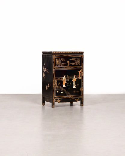 Chinese Chinoiserie Vintage Black Lacquered Nightstand / End Table