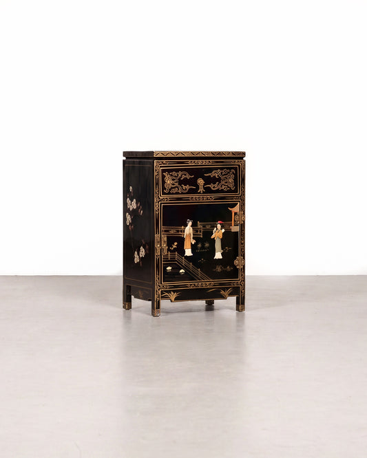 Chinese Chinoiserie Vintage Black Lacquered Nightstand / End Table