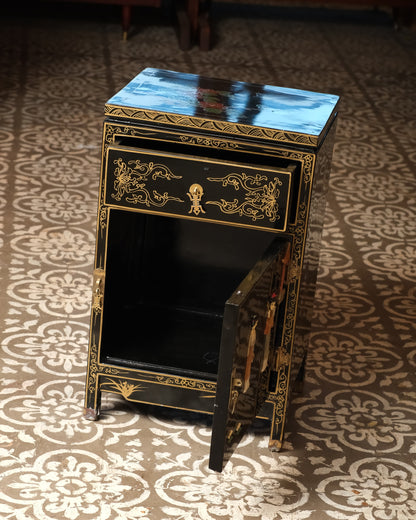 Chinese Chinoiserie Vintage Black Lacquered Nightstand / End Table