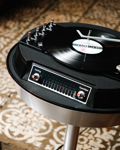 Close-up of the tuning dial, function switch, and control panel on the Electrohome 711 Saturn.