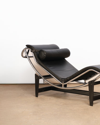 Le Corbusier Chair