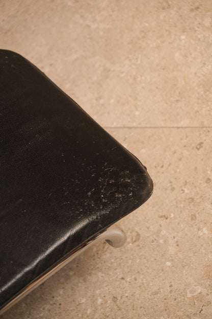 Le Corbusier Chair