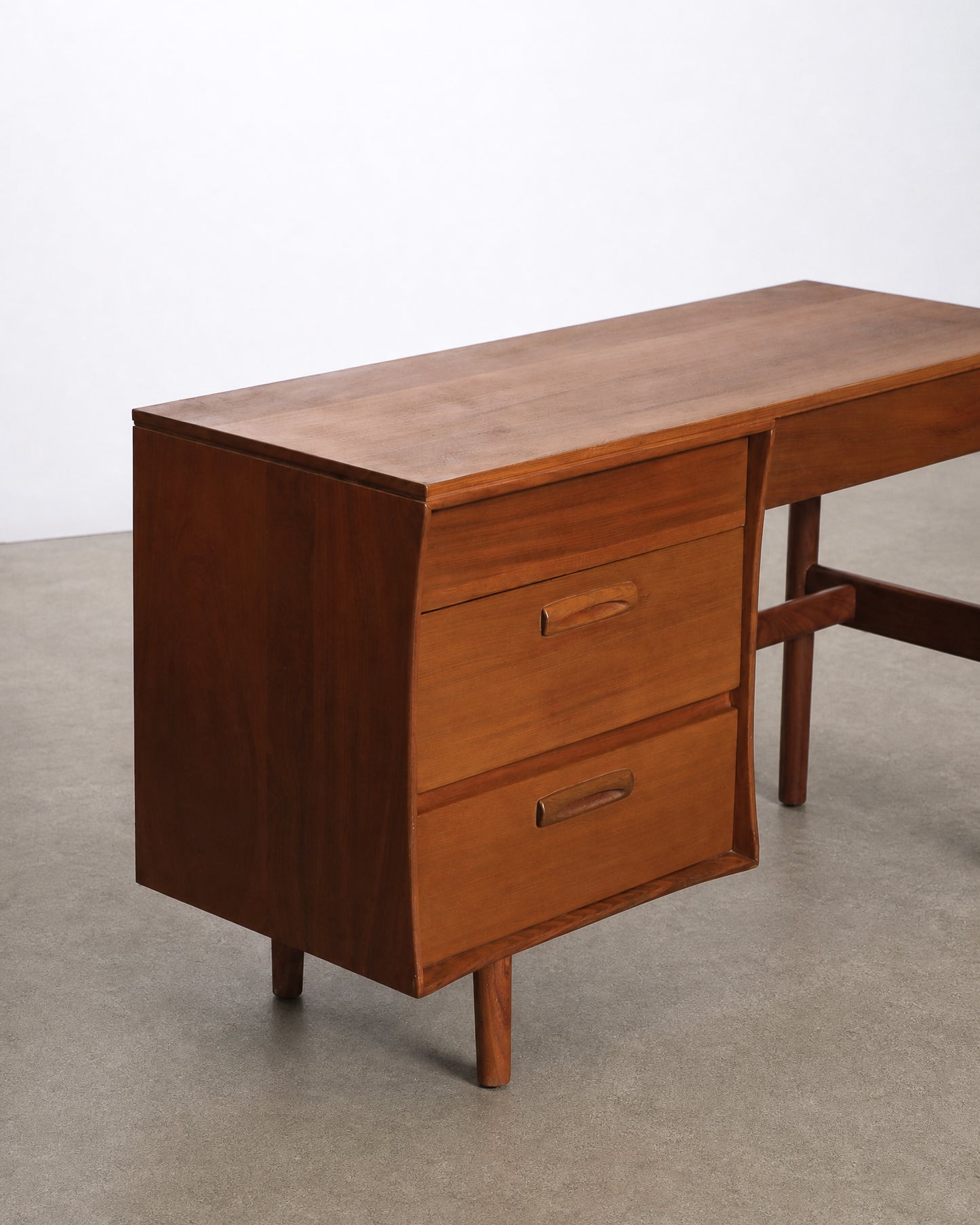 MCM Solid Teak Desk by Jan Kuypers for Imperial Furniture (1950s)