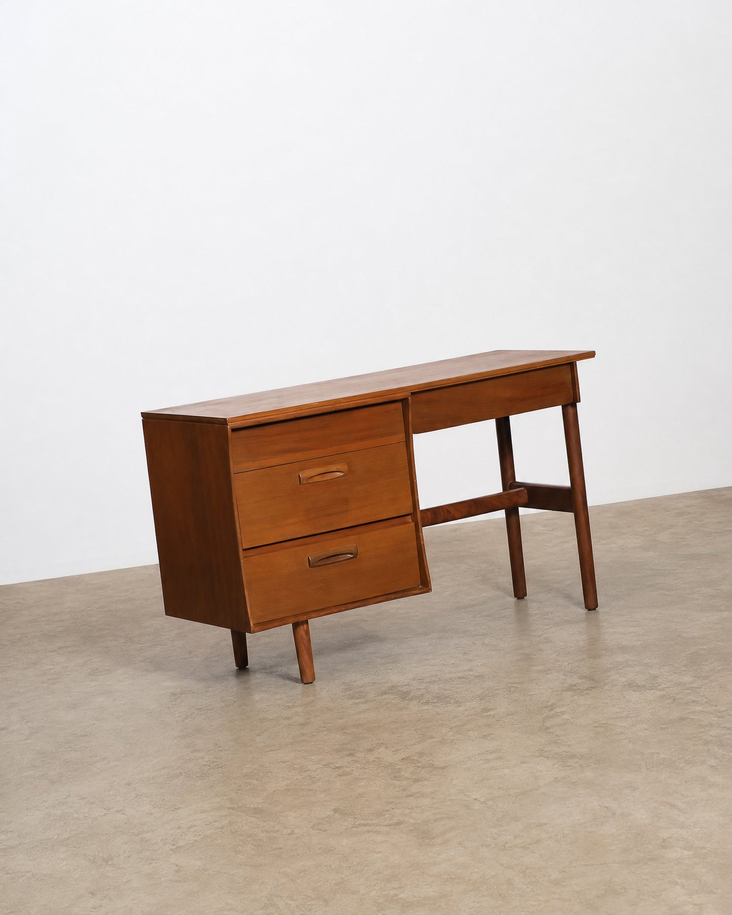 MCM Solid Teak Desk by Jan Kuypers for Imperial Furniture (1950s)