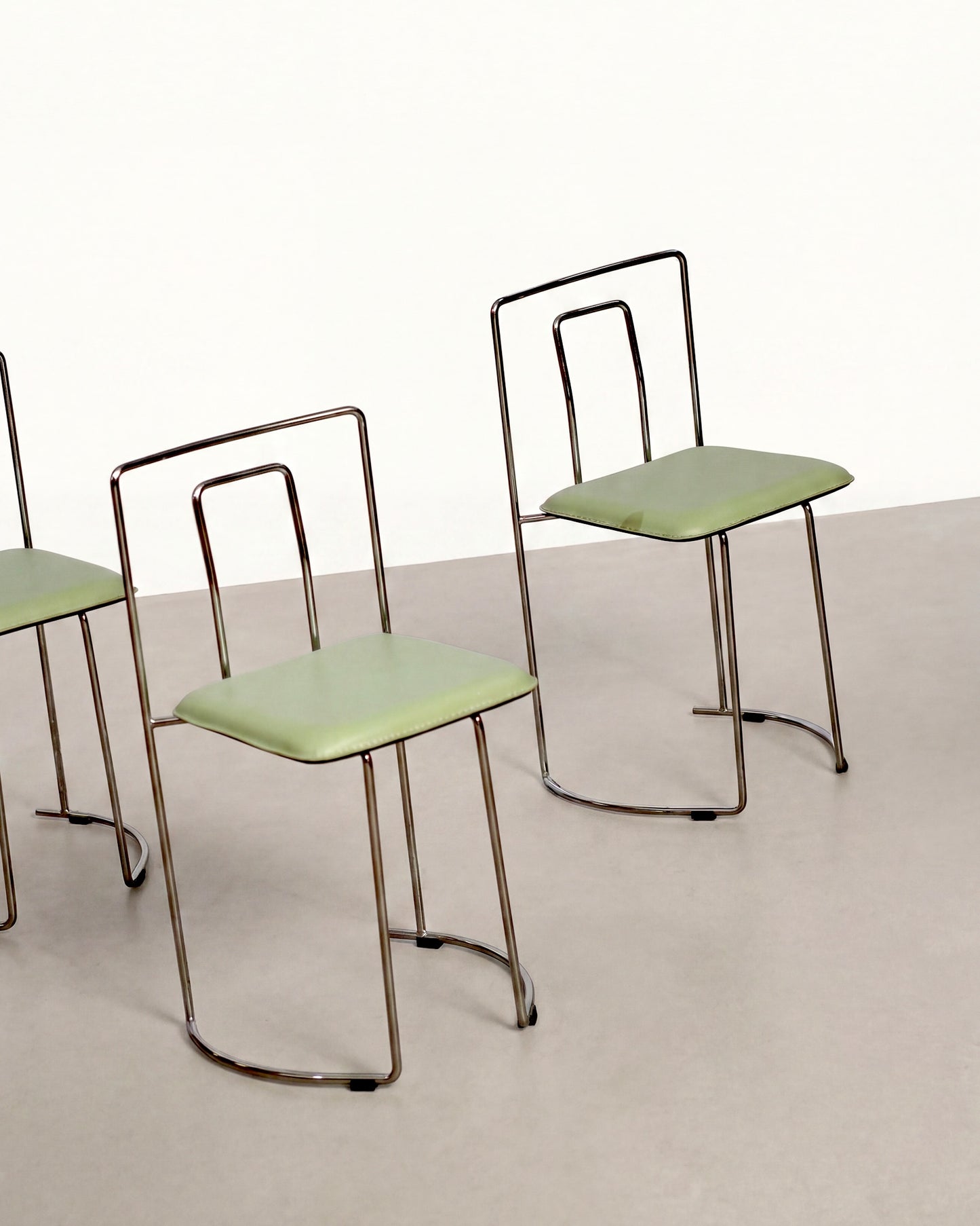 Set of 3 Gaja Style Chairs
