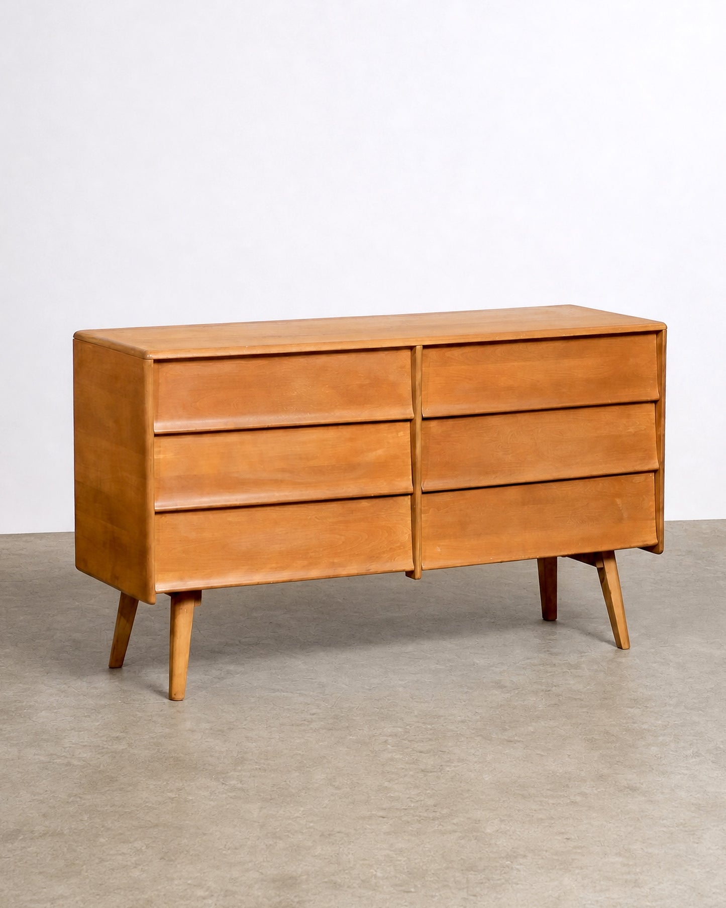 Vintage Solid Maple 6-Drawer Dresser by Vilas